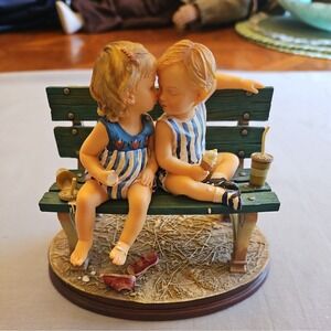2008 Demdaco Mama Says‎ Love One Another Kathy Andrews Fincher Figurine